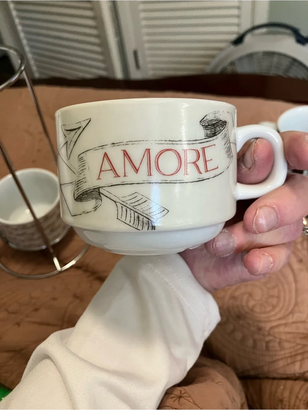 NWOT Pier 1 “ Inspirational Love “ Set of 4 Stackable Mugs